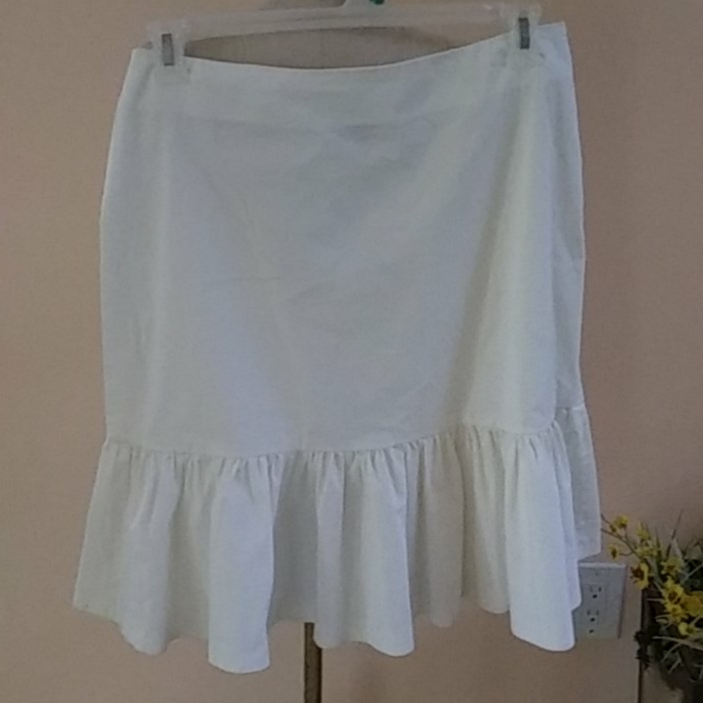 Sitwell Skirt.
